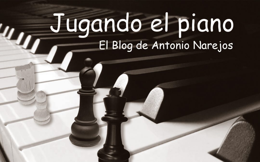 Jugando el piano